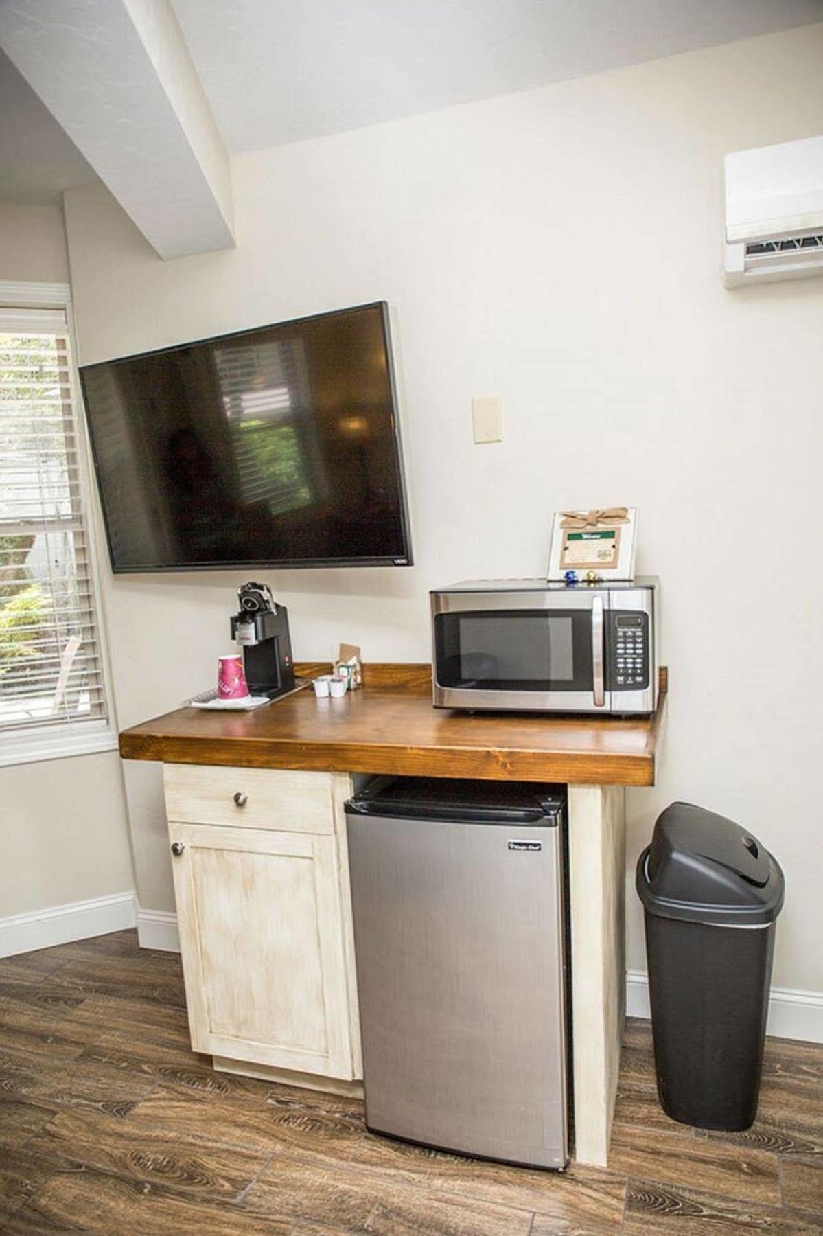 Brook Trout Inn Sapphire Ngoại thất bức ảnh
