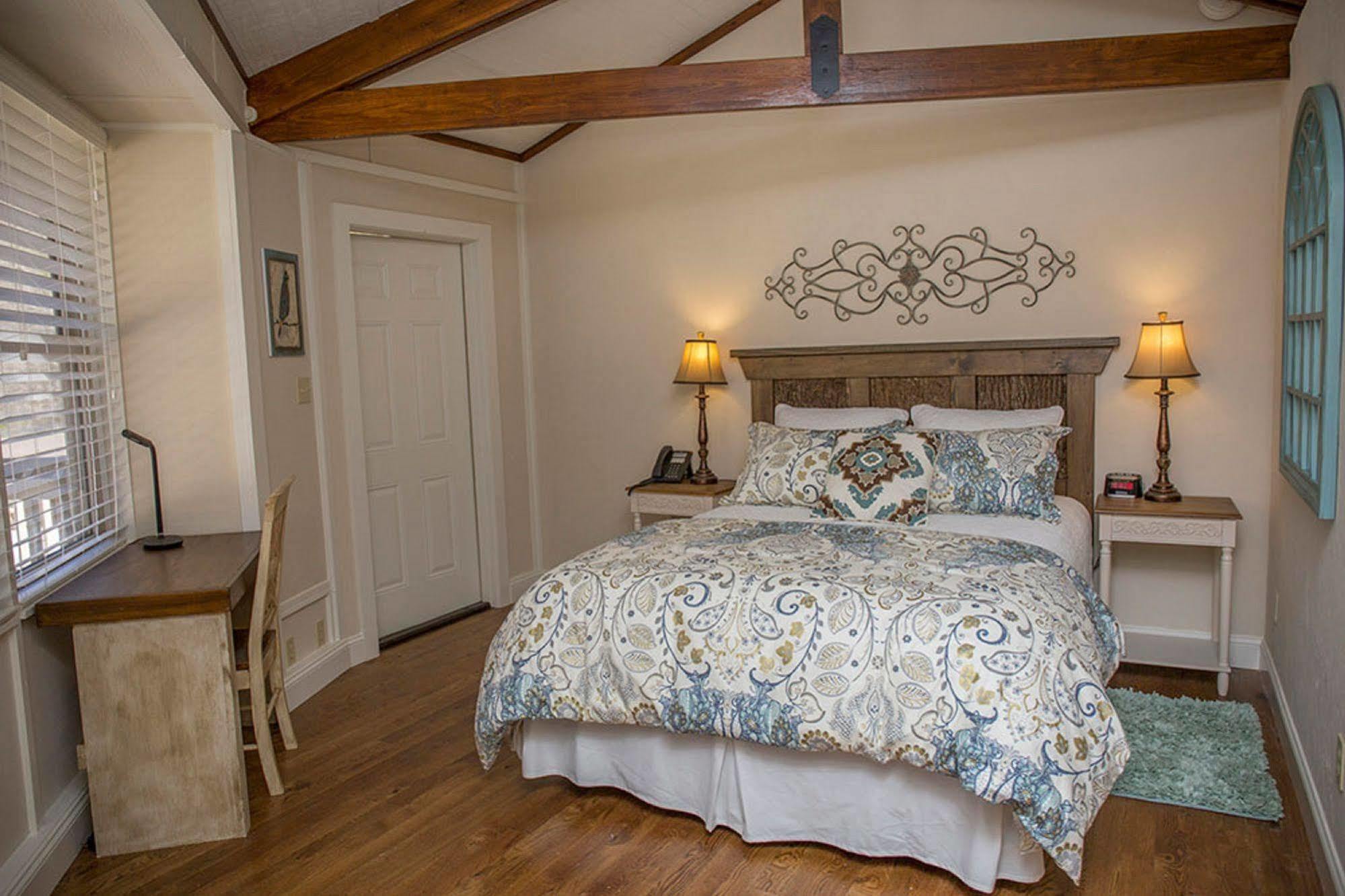 Brook Trout Inn Sapphire Ngoại thất bức ảnh